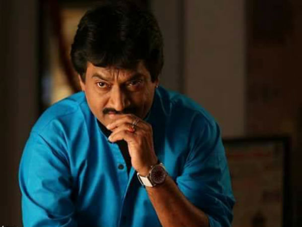 ఆమె బలవంత పెట్టేది