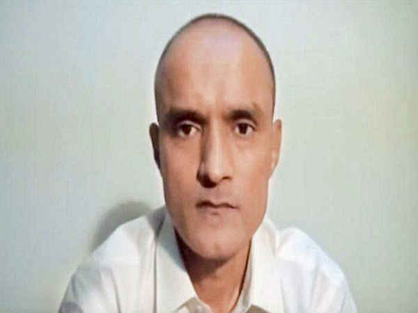 వారి వెెంట జెపి సింగ్...