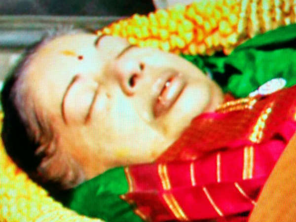 హై కోర్టు షరతులు