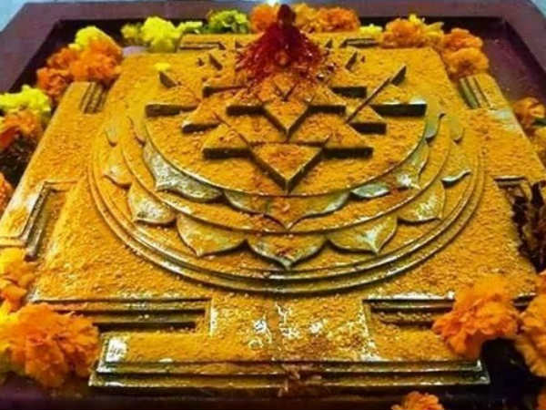 రెండు నివేదికలు...