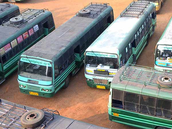 మార్గం మధ్యలో వదిలేశారు