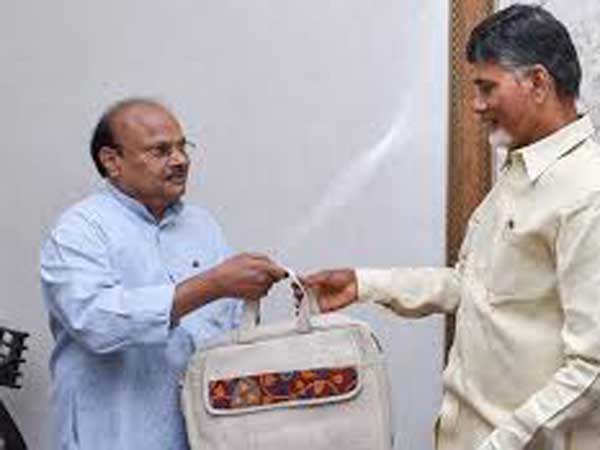 కీలక బడ్జెట్...