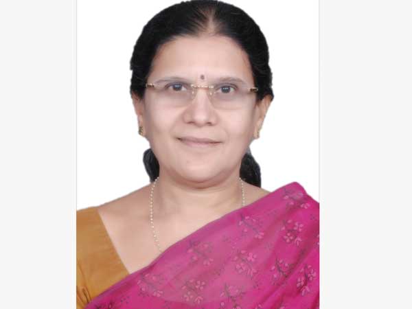 1995 నుంచి కొద్దికాలం మంత్రిగా సేవలు ఇలా
