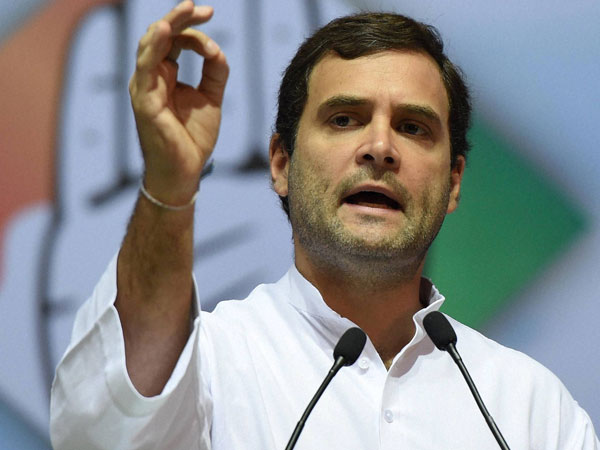 10 వేల మందితో గోష్టి నిర్వహణ ద్వారా ఇలా అసమ్మతి స్వరం