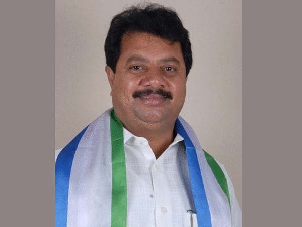 బిటెక్ రవికి ఆర్థిక సహయం చేయలేదు