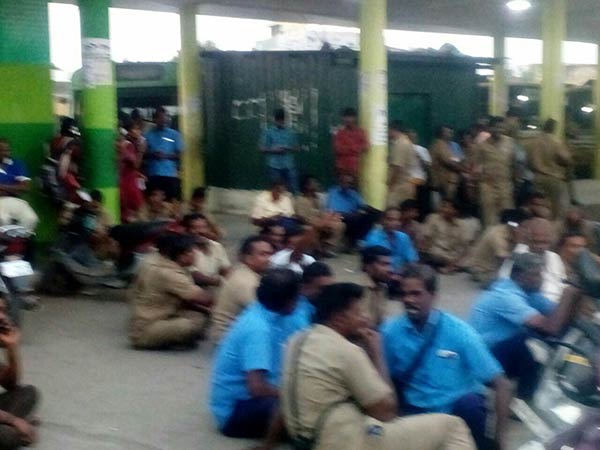 షాక్ ఇచ్చిన ఆర్ టీసీ