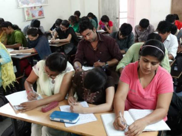 తెలుగు రాష్ట్రాల నుంచి వందమంది వరకు