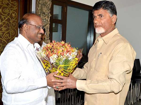 క్రైస్తవులతో సంబంధాలు ఉన్న వ్యక్తులు వద్దని ఆరెస్సెస్