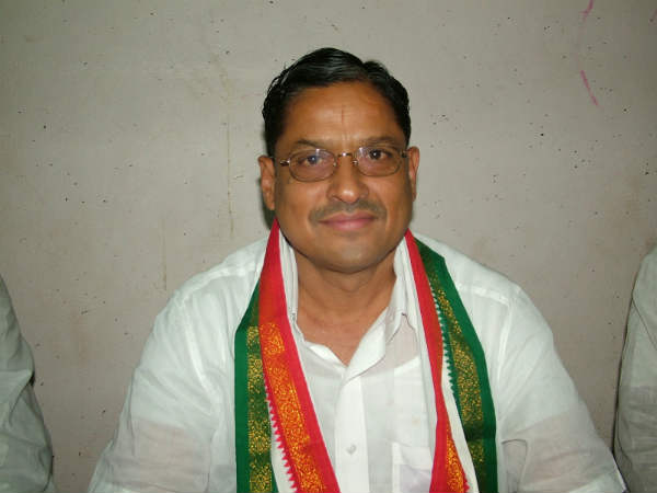 పునర్విభజన జరగకుంటే టిక్కెట్ల కోసం మరీ ఒత్తిడి
