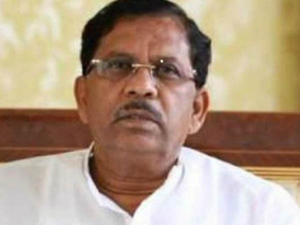 ఉపాధి కల్పించనందుకు సర్కార్పై యువతలో వ్యతిరేకత