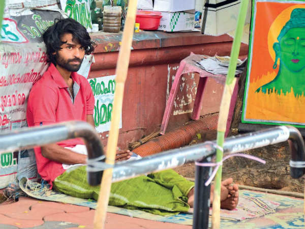 శ్రీజిత్కు సినీ నటుల మద్దతు
