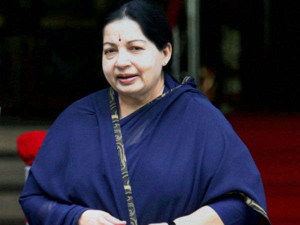 బాంబు పేల్చిన శశికళ సోదరుడు