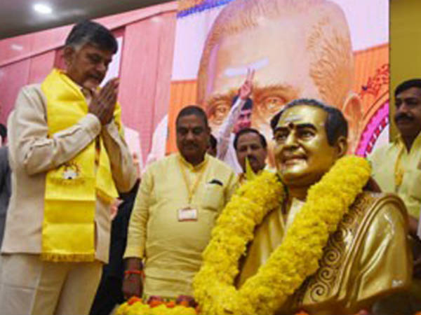సిఎం నోట మరోసారి...నిరాహారదీక్ష...