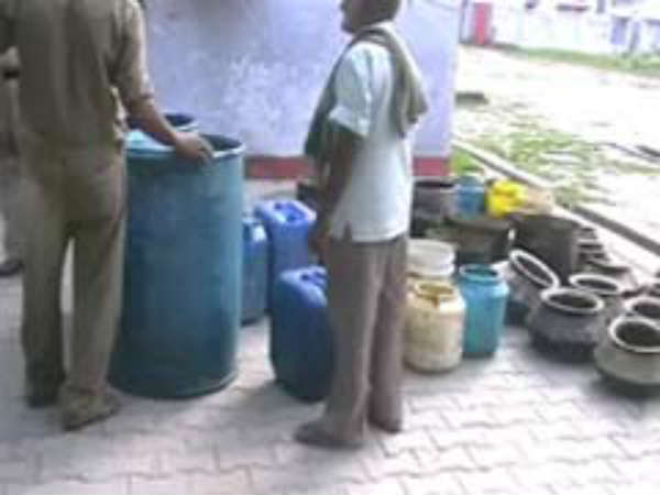 Home-Made Liquor Allegedly Kills 9 In Uttar Pradesh's Barabanki Home-Made Liquor Allegedly Kills 9 In Uttar Pradesh's Barabanki