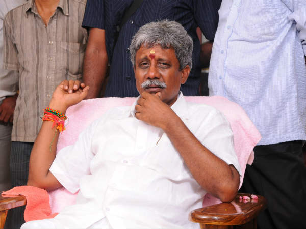 లౌకికి ప్రభుత్వాలకు...హిందూ దేవాలయాలపై