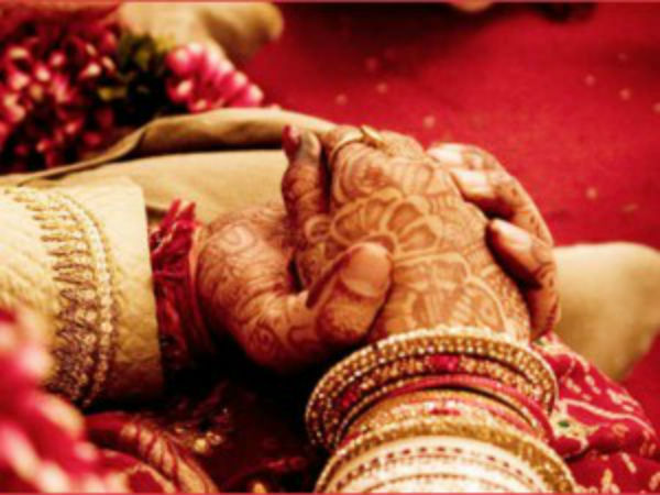 Woman Battling Breast Cancer Dies Just Hours After Her Hospital Wedding Woman Battling Breast Cancer Dies Just Hours After Her Hospital Wedding