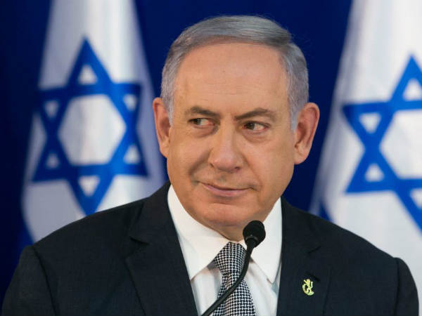 Israeli PM Thanks Narendra Modi For The 'Personal Welcome' @ Airport Israeli PM Thanks Narendra Modi For The 'Personal Welcome' @ Airport