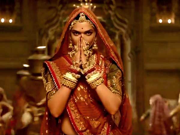 SC refuses MP, Rajasthan plea to ban Padmaavat SC refuses MP, Rajasthan plea to ban Padmaavat