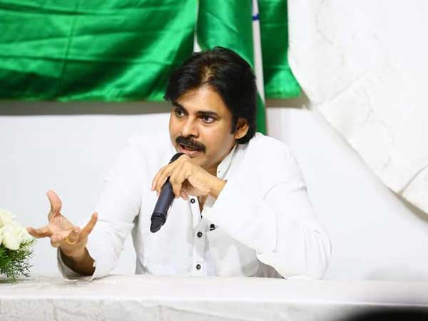 ఫోన్లో మాట్లాడిన చిరంజీవి