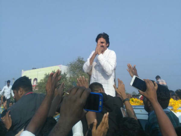 మేనిఫెస్టో హామీలపై పవన్ కళ్యాణ్ ఇలా