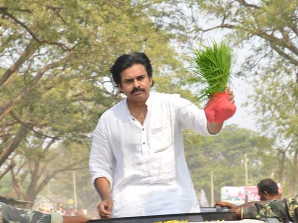 పవన్...ఎపిలో..రెండో రోజు యాత్ర...