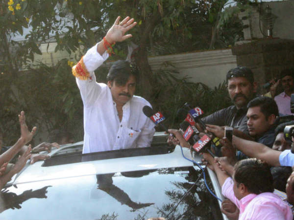 పవన్ కల్యాణ్ ఇలా చెబుతున్నారు...