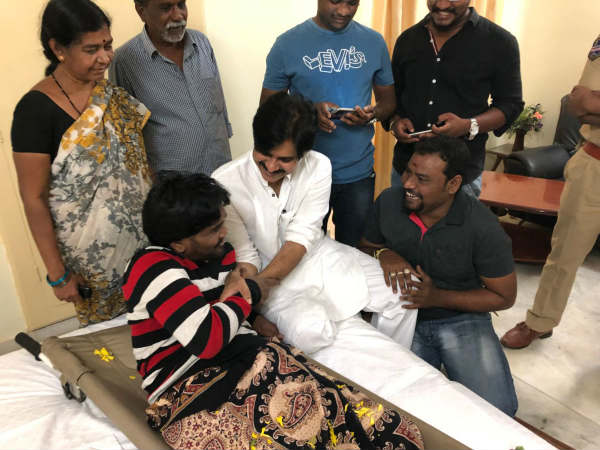 ప్రభుత్వాన్ని కోరుతా