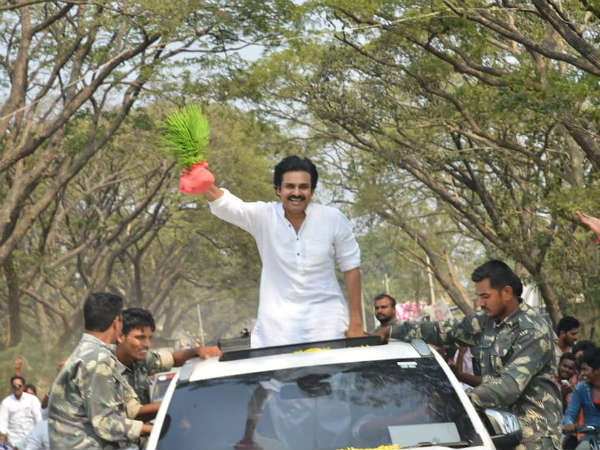 టాలీవుడ్ మద్దతు