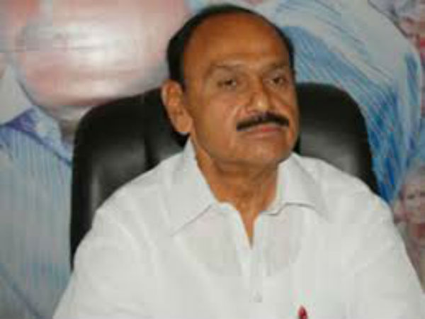 జగన్ మాట తప్పడు