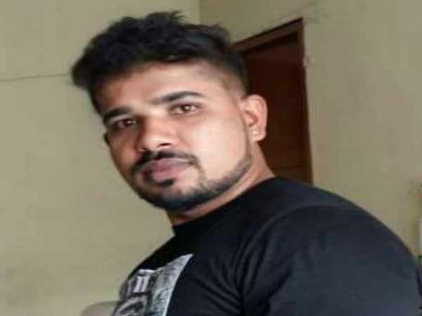 Young man murdered near pes college in Girinagar in Bangaluru. Young man murdered near pes college in Girinagar in Bangaluru.