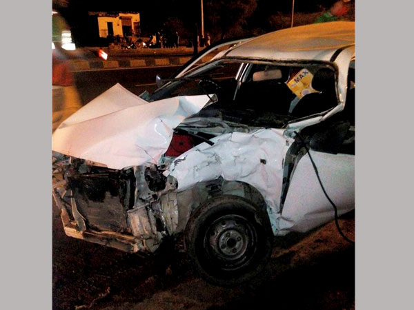 9 killed, 8 injured in Kanchipuram road accident 9 killed, 8 injured in Kanchipuram road accident