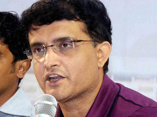 అర్ధరాత్రి బయటకు వెళ్లి తినాలనుకున్నాడు