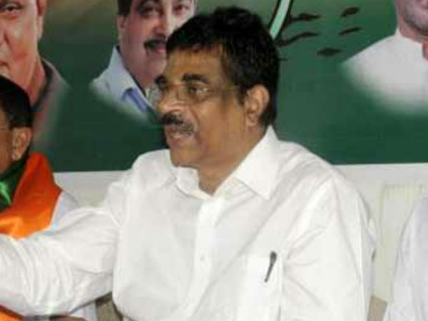 కేవలం రాజకీయ లబ్ధి కోసమే...