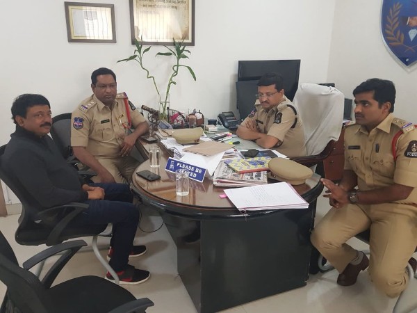 టీవీ9 ఓ జోకర్ ఛానలంటూ