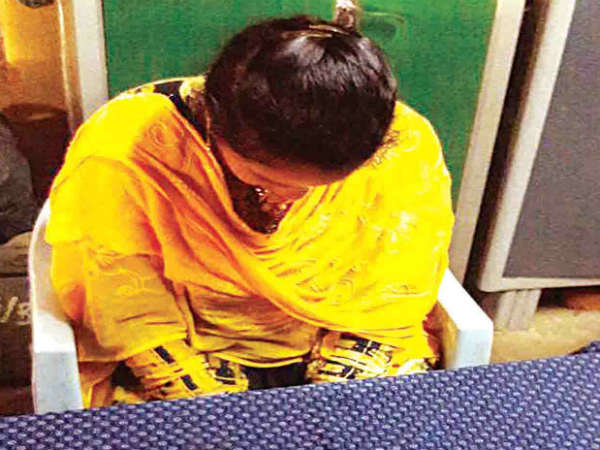 ACB traps three officials taking bribe ACB traps three officials taking bribe