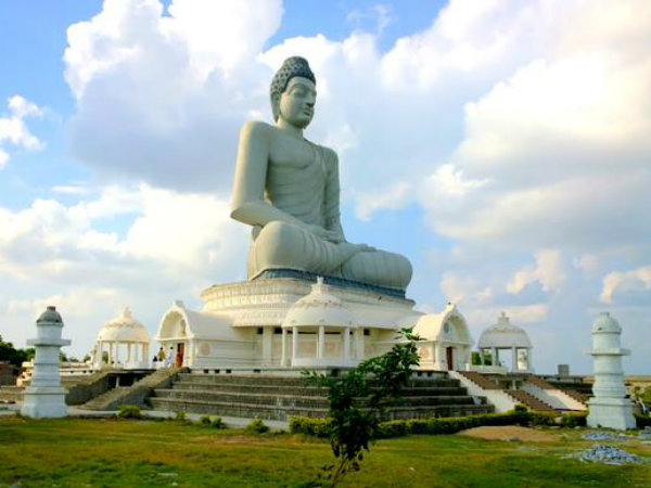 రాజధాని నిర్మాణంపైనా ఇలా...