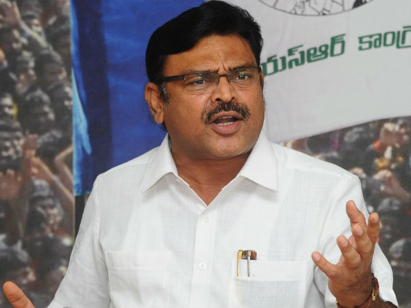 చంద్రబాబు చంపాలని చూస్తే మేం బతికించాం