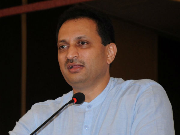 కేంద్ర మంత్రిపై విసుర్లు