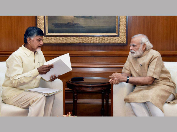 కేంద్రం నిధులు ఇవ్వలేదని పథకాలు ఆపం