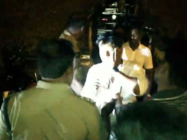 వెంటాడిన పోలీసులు