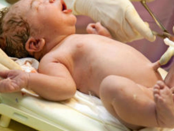 Delhi: Newborn dies after ‘frustrated’ mother throws baby in garbage dump Delhi: Newborn dies after ‘frustrated’ mother throws baby in garbage dump