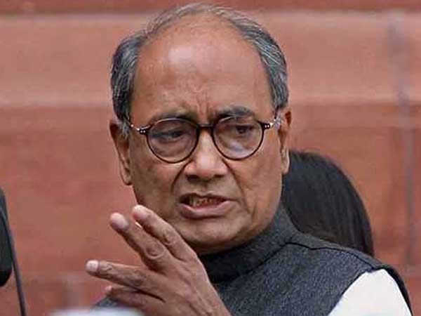 నర్మదా పరిక్రమ పేరిట ఇలా దిగ్గిరాజా పాదయాత్ర