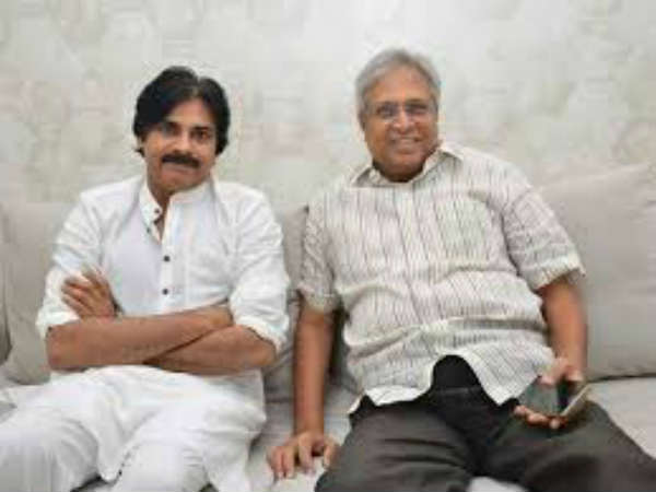 మోడీ పార్లమెంటును ముద్దాడారు