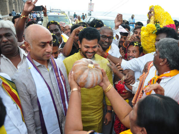 పీఎంవో చుట్టూ విజయసాయి ప్రదక్షిణలు