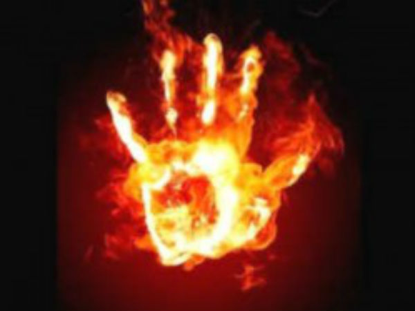 18-year old girl allegedly 'burnt alive' in UP, dies 18-year old girl allegedly 'burnt alive' in UP, dies