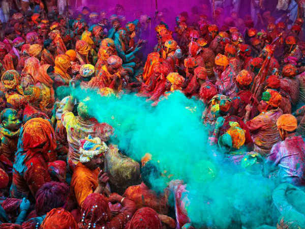 When we should perform Holi? When we should perform Holi?
