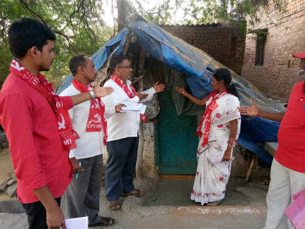 తెల్లారేసరికి కుప్పలు కుప్పలుగా కండోమ్స్