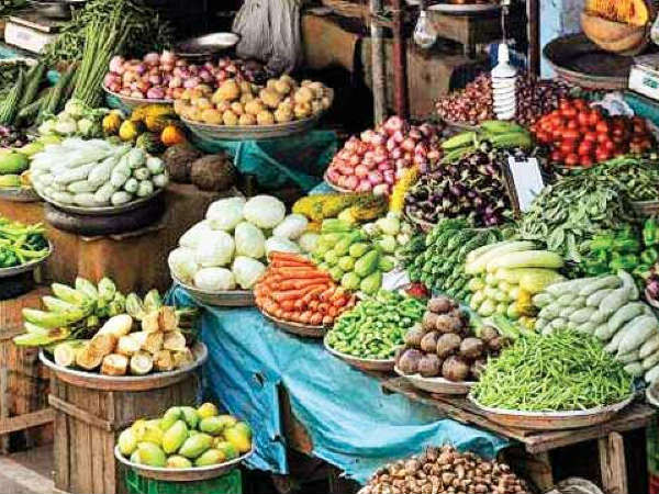 పండ్ల ధరలు తగ్గినందు వల్లే సీపీఐ తగ్గుముఖం