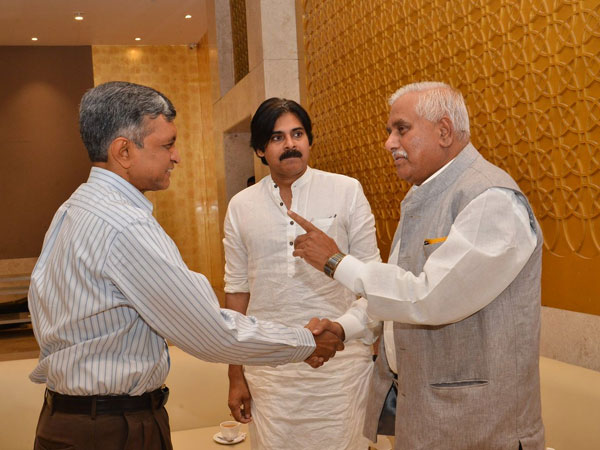 జెఎసి ఏర్పాటు చేసి ఆందోళలనలు