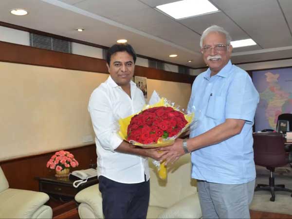 అశోక్కి మోడీ ప్రశంసకు అభినందనలు